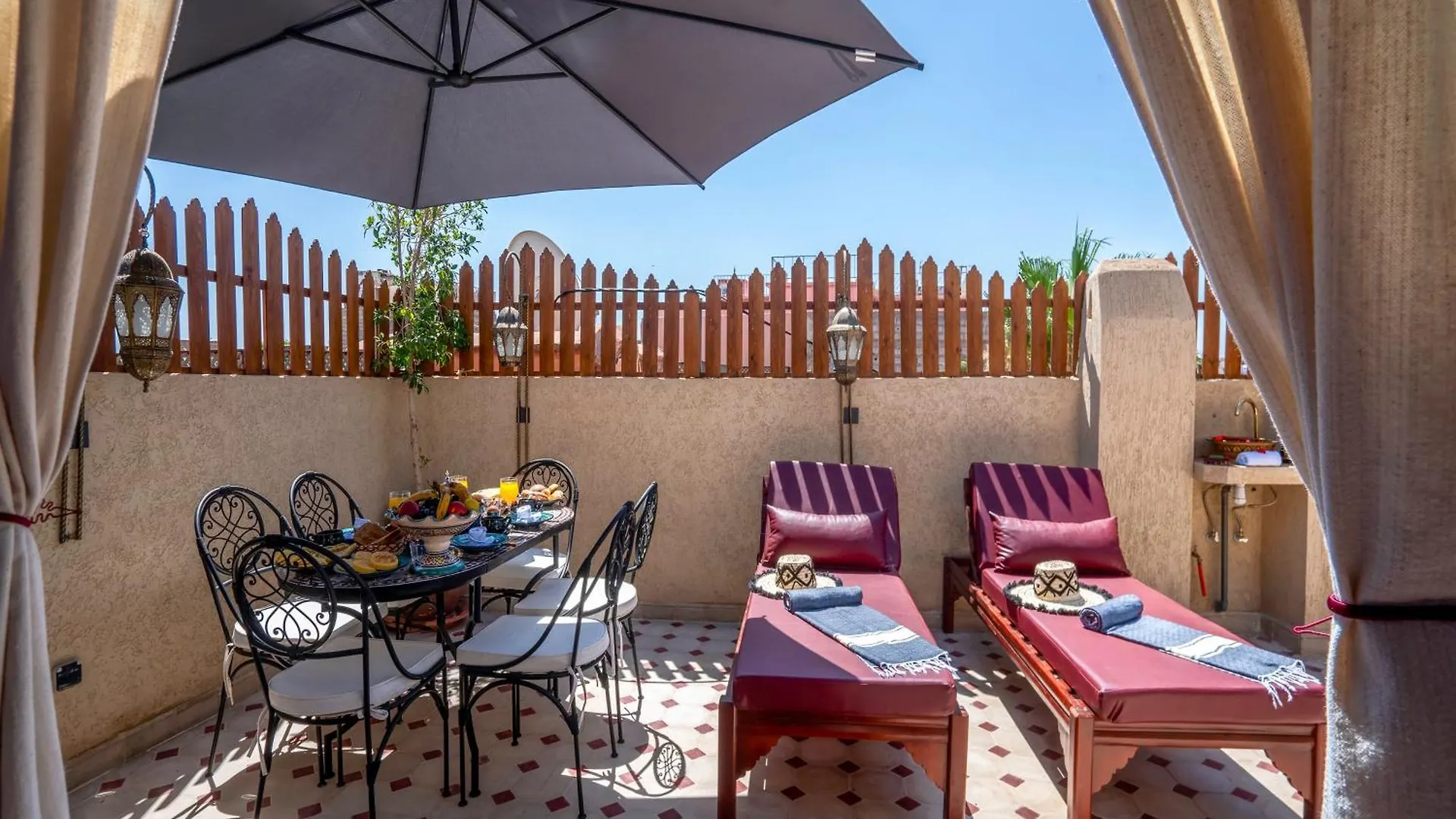 Riad Le Nid De Fatima Marrakesh Bed & Breakfast